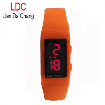新款时尚新款LED手表批发 糖果色可选 简约大方个性运动手环手表